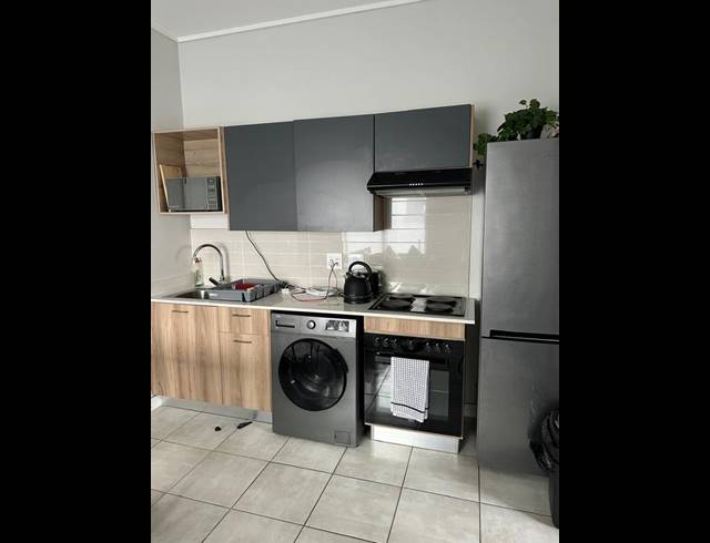 1 BEDROOM COMPLEX FOR SALE IN WITFIELD